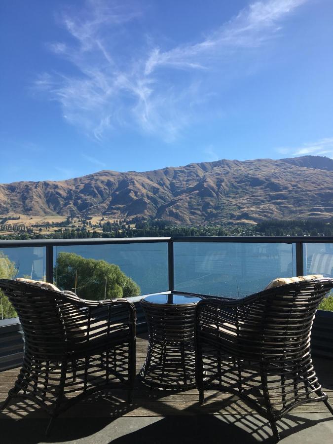 Luxury On Lakeside Wanaka Esterno foto