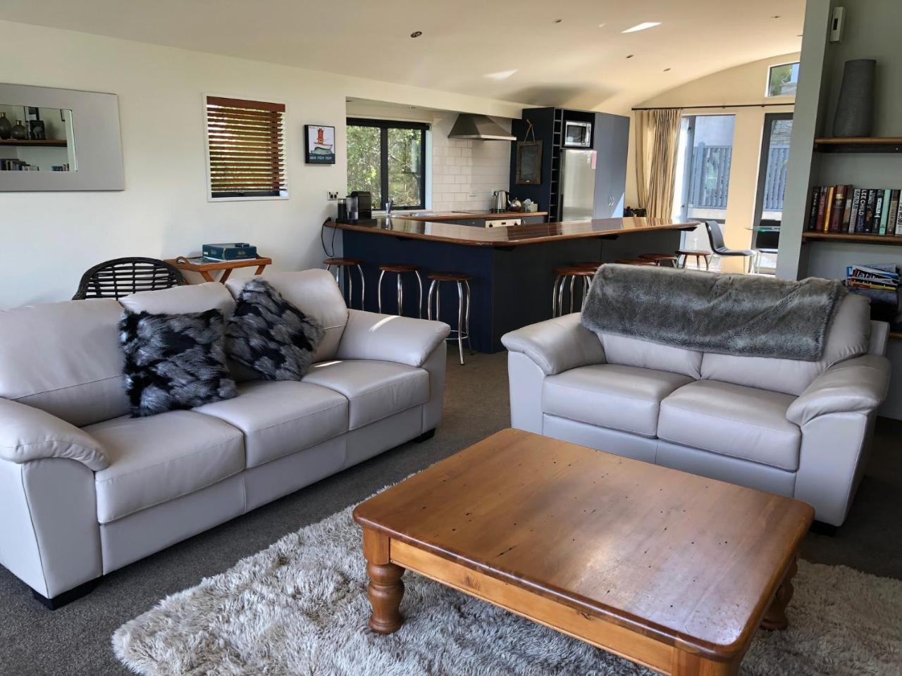 Luxury On Lakeside Wanaka Esterno foto