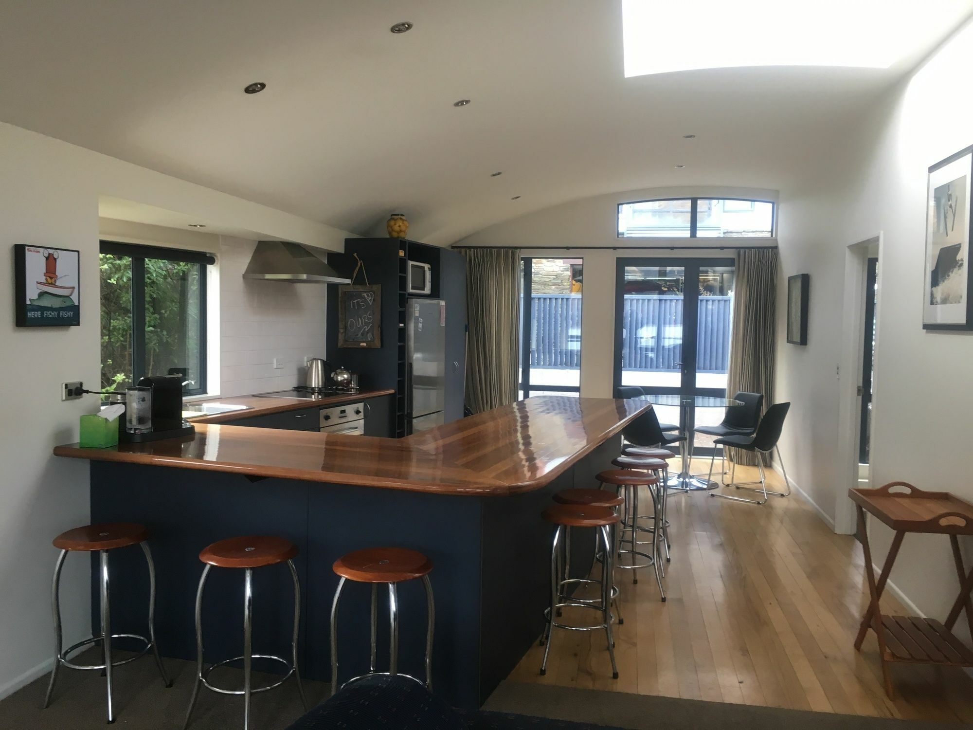 Luxury On Lakeside Wanaka Esterno foto